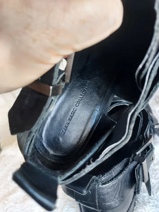 Zara Black Leather Buckle Ankle Boots Size 39 / U.S. 8.5-9 Punk Grunge Moto Edgy - Picture 8 of 11